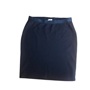 Black Knit Above Knee Pencil Straight Skirt, size Small